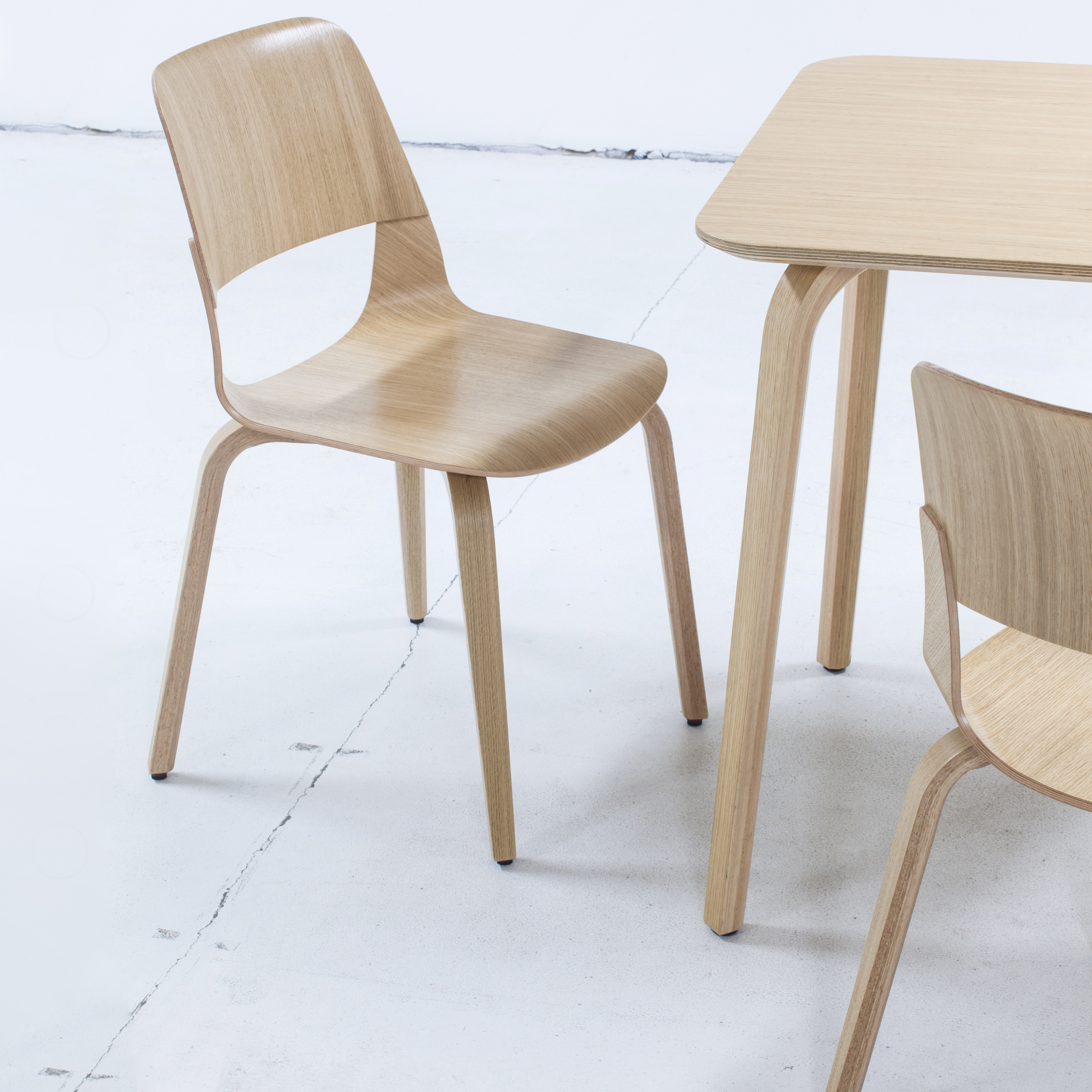 FRIGATE szék (tölgy)