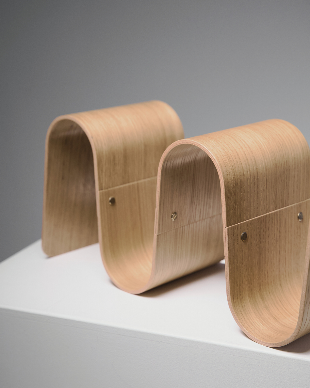 MEANDER könyvtámasz (tölgy, nagy)