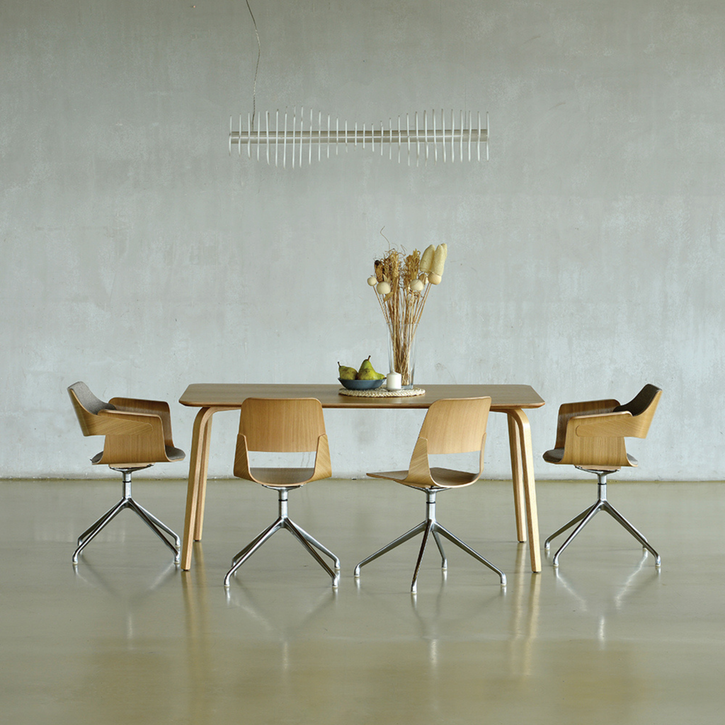 FRIGATE forgószék (tölgy)