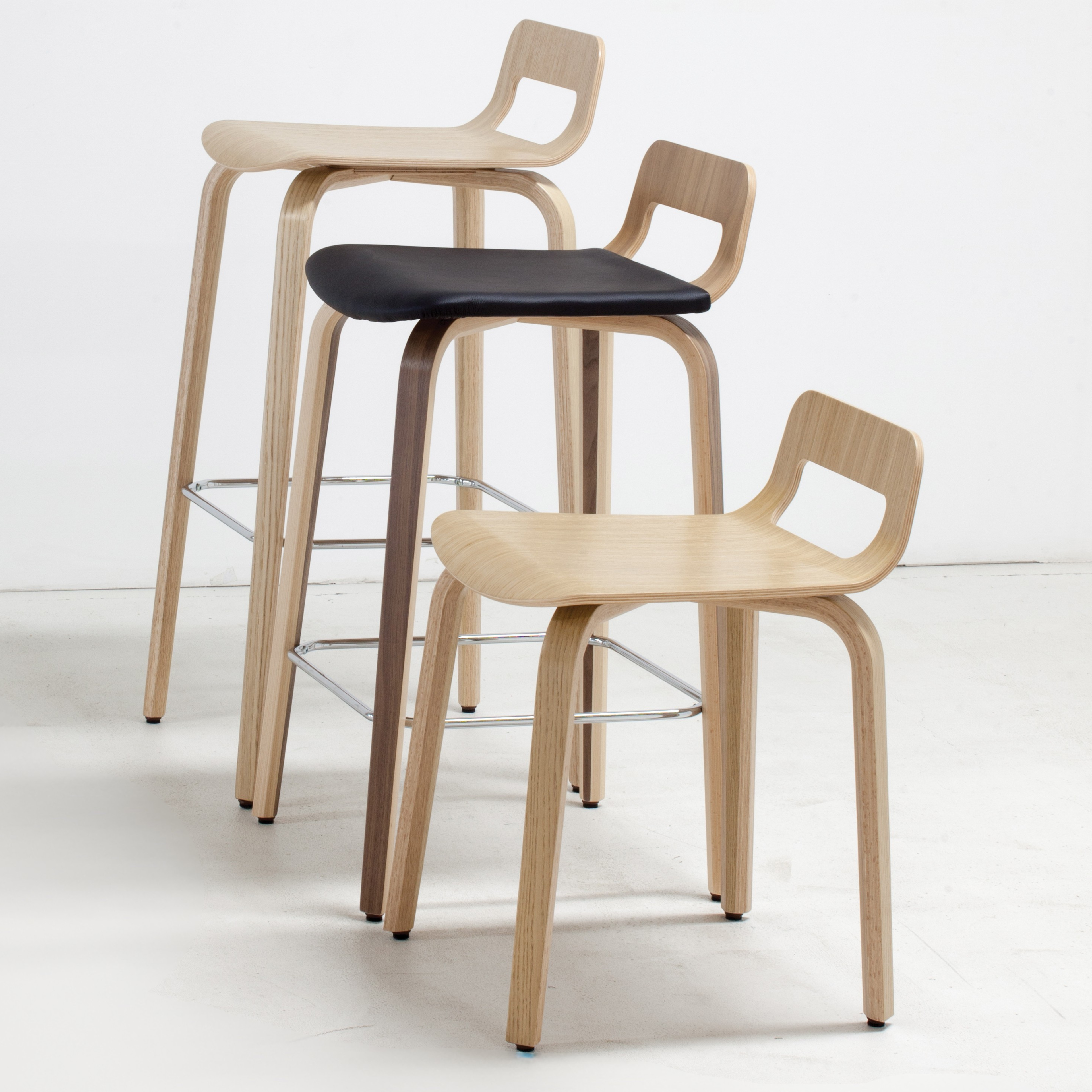 KORVET bárszék (tölgy, 75 cm)