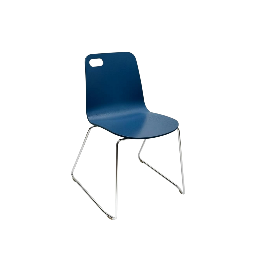 PATROL rakásolható szék (festett tölgy, kék)  I Bemutatótermi darab